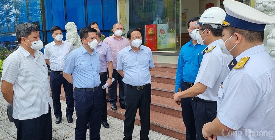 Bộ trưởng Nguyễn Hồng Diên tham gia Đoàn công tác của Chính phủ làm việc tại TP. Hồ Chí Minh