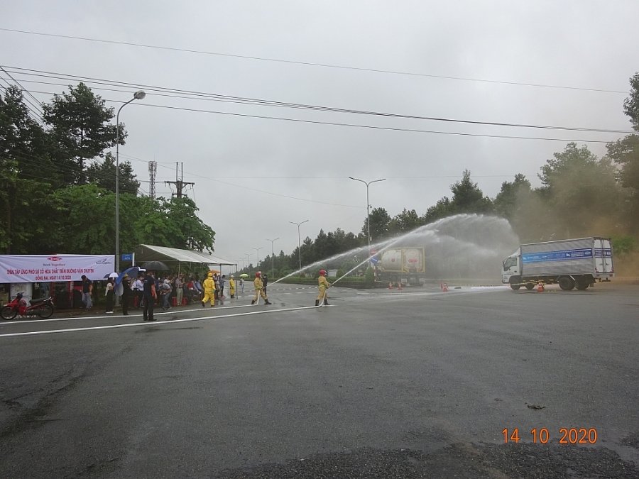 5701-dien-tap-van-chuyen-hoa-chat