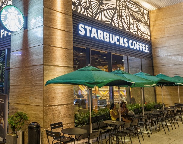 Starbucks Việt Nam chính thức khởi động Lễ hội giáng sinh 2015