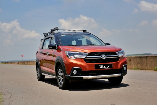 cac mau xe 7 cho tiet kiem nhien lieu lua chon dang gia khi gia xang tang cao ky luc