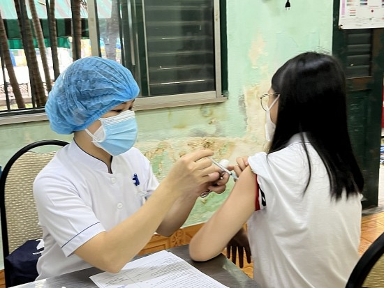 so y te tp ho chi minh len tieng ve thong tin tiem vac xin covid19 het han cho hoc sinh