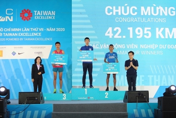 hon 9000 van dong vien tham gia giai chay hcmc marathon 2020