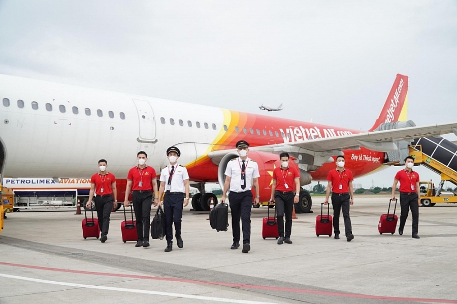 Vietjet tuyển tiếp viên sẵn sàng mở rộng các đường bay