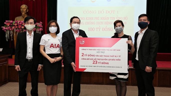 aia viet nam dong hanh cung doi ngu y bac si tuyen dau chong dich covid 19