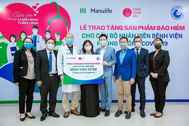 Manulife Việt Nam tri ân đội ngũ bác sĩ tại các bệnh viện phụ sản