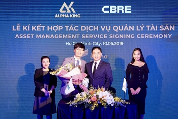 Alpha King ký kết hợp tác về quản lý tài sản toàn diện với CBRE