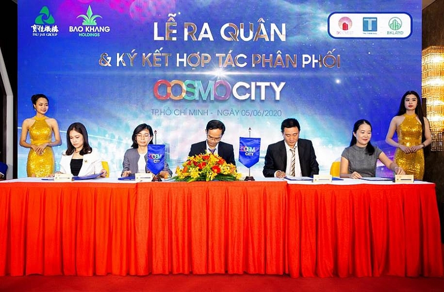 bung no su kien ra quan du an can ho cosmo city