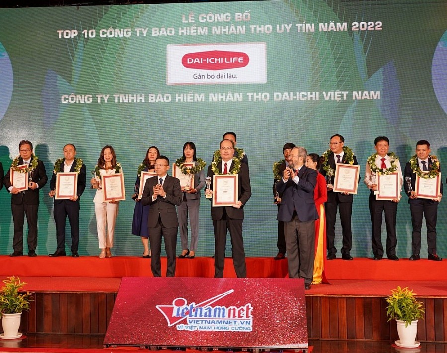 Dai-ichi Life Việt Nam đạt danh hiệu top 2 công ty bảo hiểm nhân thọ uy tín năm 2022