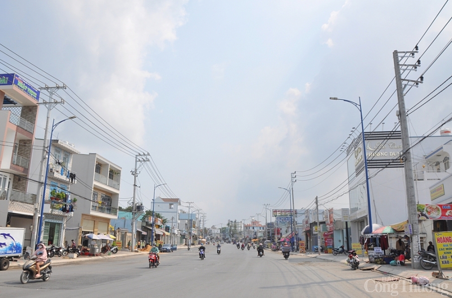 Ngành điện TP. Hồ Chí Minh: Hoàn thành cơ bản di dời lưới điện trên đường Đặng Thúc Vịnh trước Tết Nguyên đán