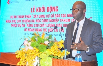 wb ho tro xay dung dai hoc cong nghiep tp ho chi minh dat chuan quoc te