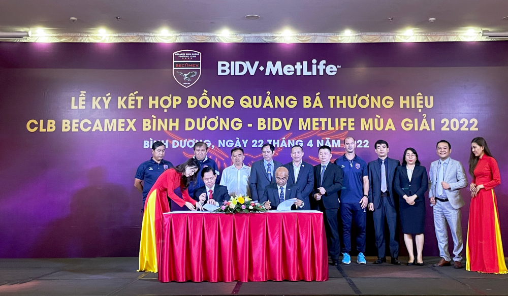 cau lac bo bong da becamex binh duong co nha tai tro moi