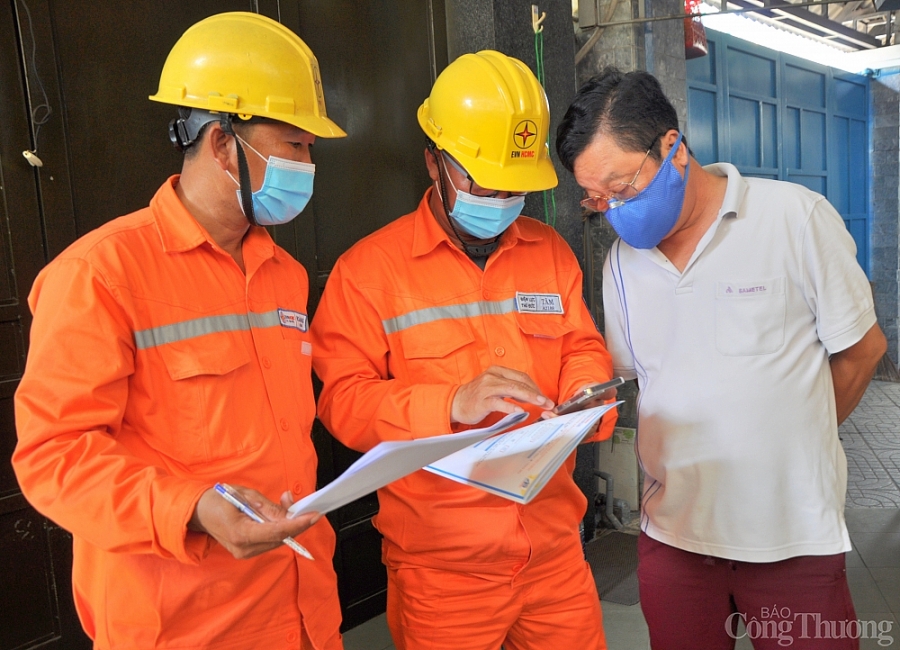 TP. Hồ Chí Minh: Hơn 80% khách hàng có thể theo dõi lượng điện tiêu thụ hằng ngày