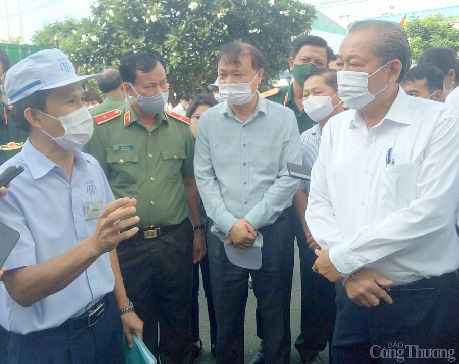 TP. Hồ Chí Minh không được phép để đứt gãy các chuỗi sản xuất, đảm bảo duy trì mục tiêu kép