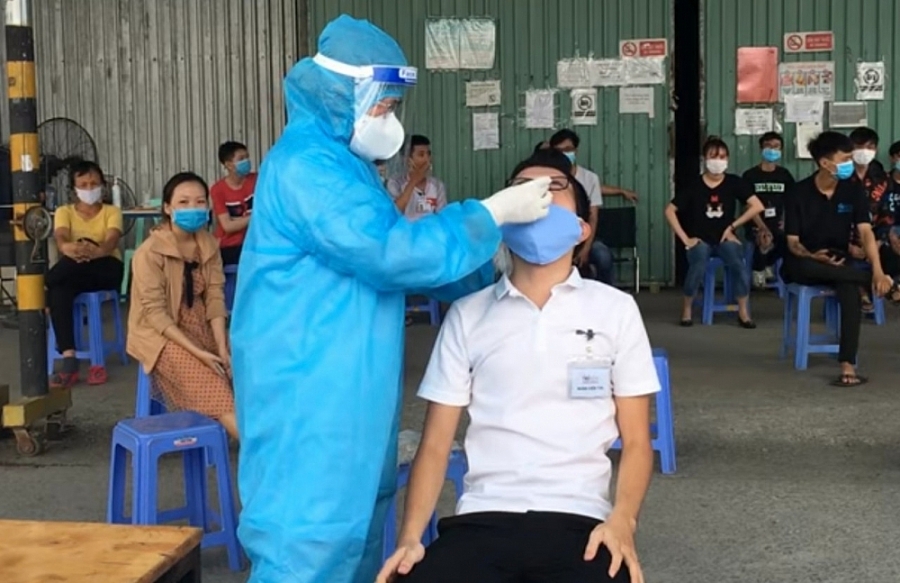 TP. Hồ Chí Minh: Tăng cường các giải pháp bảo đảm an toàn dịch Covid-19 trong Khu công nghiệp, Khu chế xuất