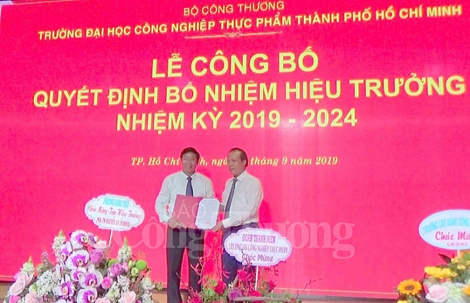bo nhiem hieu truong truong dh cong nghiep thuc pham tp ho chi minh
