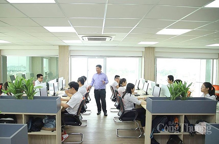 Nhà máy thông minh 4.0 trong trường đại học: Mô hình hay cần nhân rộng