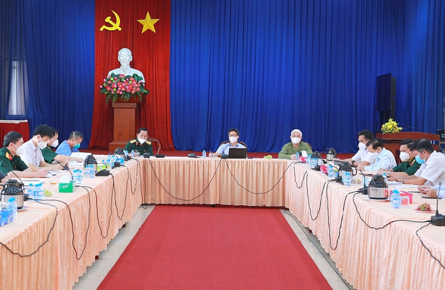 Bình Dương cần ưu tiên phục hồi hoạt động sản xuất công nghiệp, ngành dịch vụ quan trọng