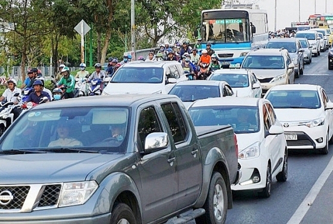 bo giao thong van tai lai tiep tuc no quy dinh ve taxi cong nghe