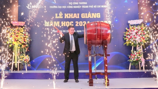 dai hoc cong nghiep tp ho chi minh huong toi chuan giao duc quoc te