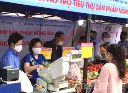 Siêu thị Co.opmart chung tay phân phối nông sản Hải Dương