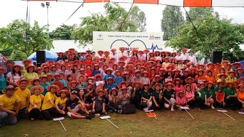 tung bung ngay hoi gia dinh evn spc nam 2019