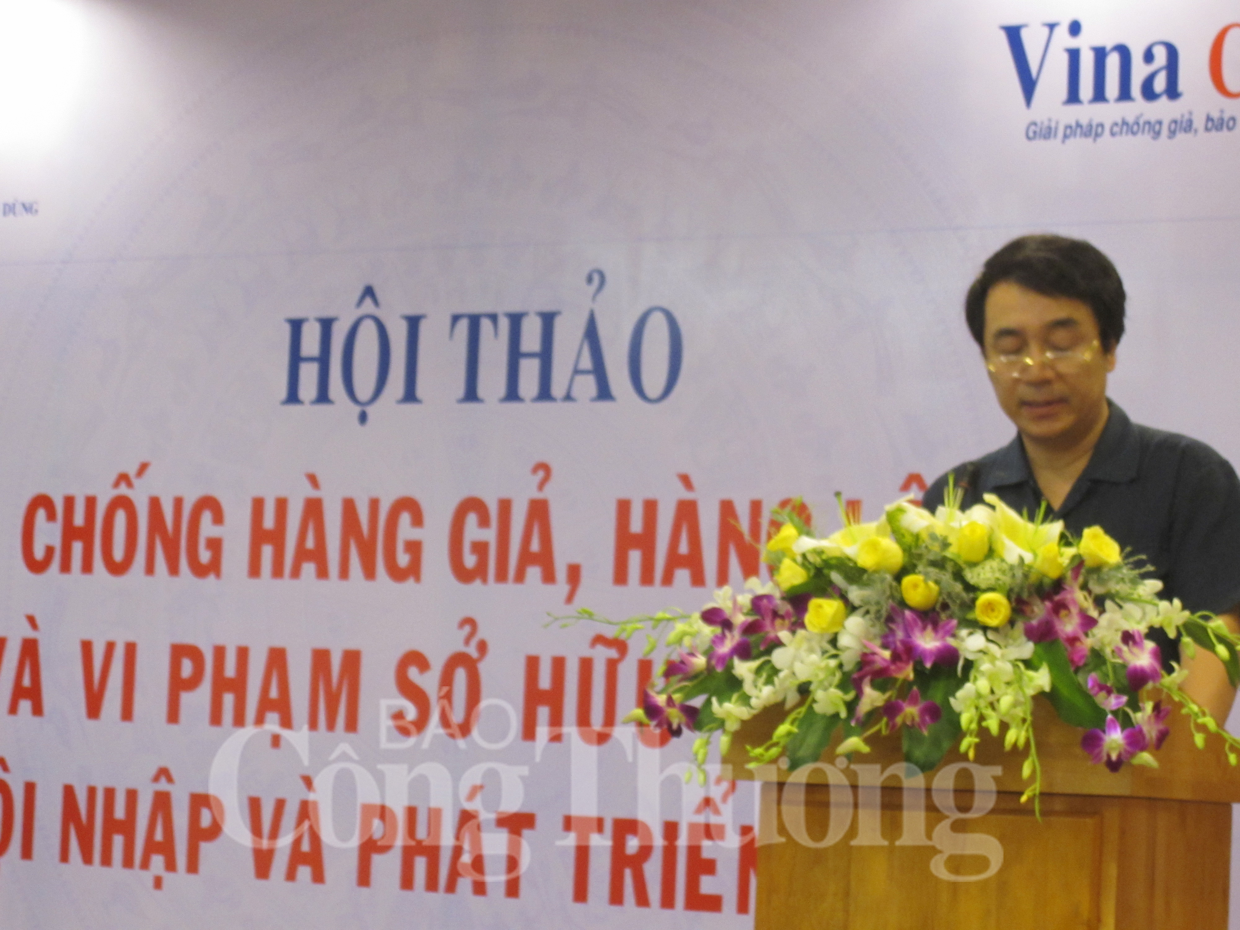 Không có “vùng cấm” trong chống hàng lậu, hàng giả