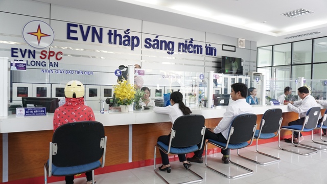 EVNSPC sẽ cung cấp 100% dịch vụ điện trực tuyến