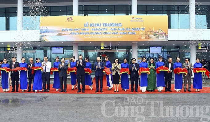 nghe an khai truong duong bay quoc te vinh bangkok