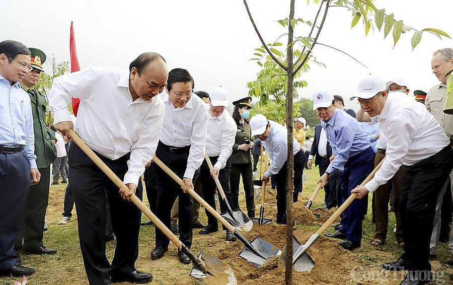 Thủ tướng: “Nghệ An cần phát triển theo chiều rộng sang chiều sâu, có tầm nhìn dài hạn hơn và tập trung”