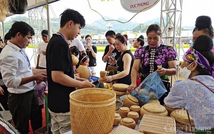 Sản phẩm OCOP Nghệ An “đem chuông đi đánh xứ người”