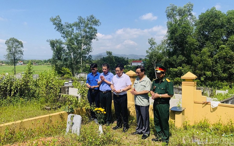 Kỷ niệm ngày thương binh liệt sỹ: Màu hoa đỏ giữa thời bình