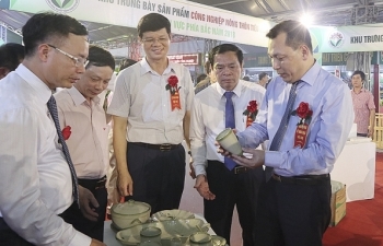 ton vinh hang cong nghiep nong thon tieu bieu khu vuc phia bac