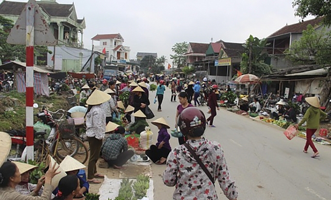 nghe an nhieu cho tien ty xay xong bo hoang