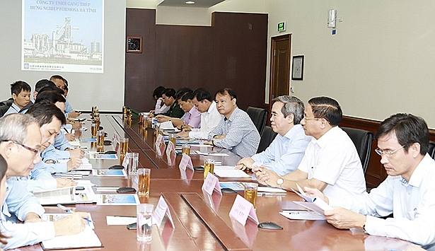 truong ban kinh te trung uong nguyen van binh lam viec voi lanh dao formosa ha tinh