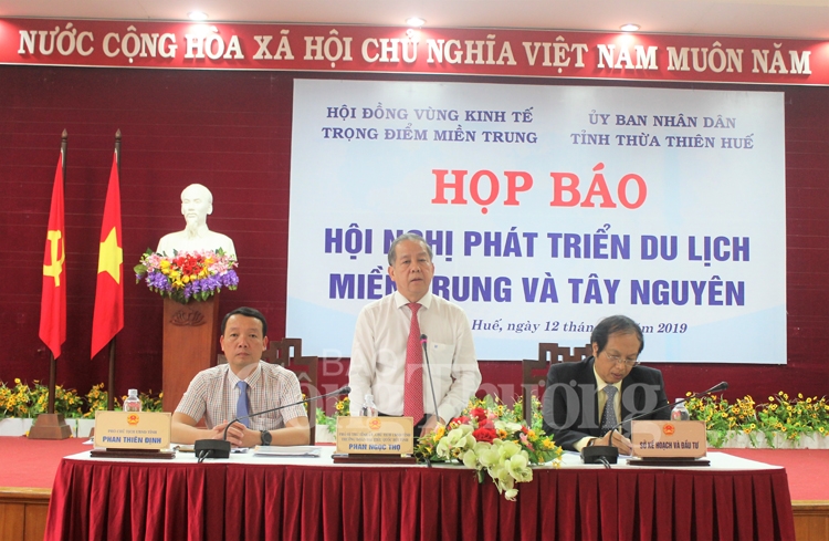 thu tuong se chu tri hoi nghi phat trien du lich mien trung va tay nguyen