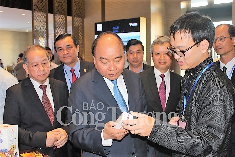 thu tuong du hoi nghi giao ban vung kinh te trong diem mien trung
