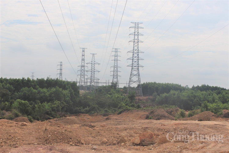 quang tri chan chinh tinh trang khai thac dat duoi hanh lang luoi dien cao the