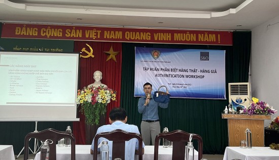 Cục Quản lý thị trường Thừa Thiên Huế: Phổ biến cách nhận biết hàng thật, hàng giả