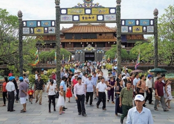 Trong dịp nghỉ lễ, di tích Huế đón hơn 40.000 lượt du khách