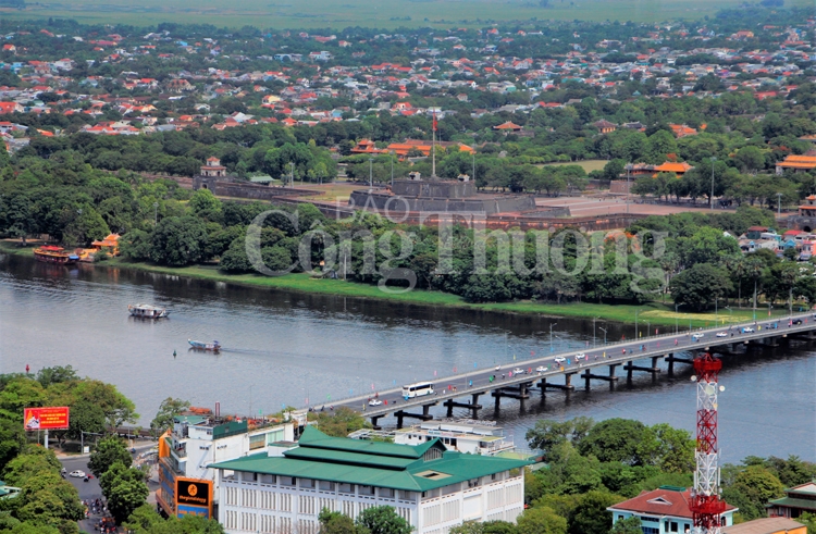 thua thien hue van hoa vua la dong luc vua la nen tang phat trien kinh te