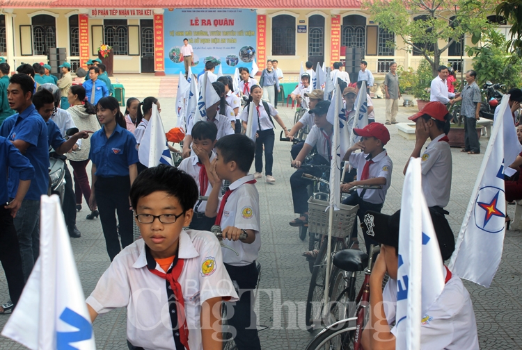 PC Thừa Thiên Huế ra quân tuyên truyền sử dụng điện an toàn và tiết kiệm