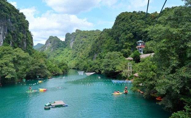 quang binh dau gia 2 diem du lich trong he thong hang dong phong nha ke bang