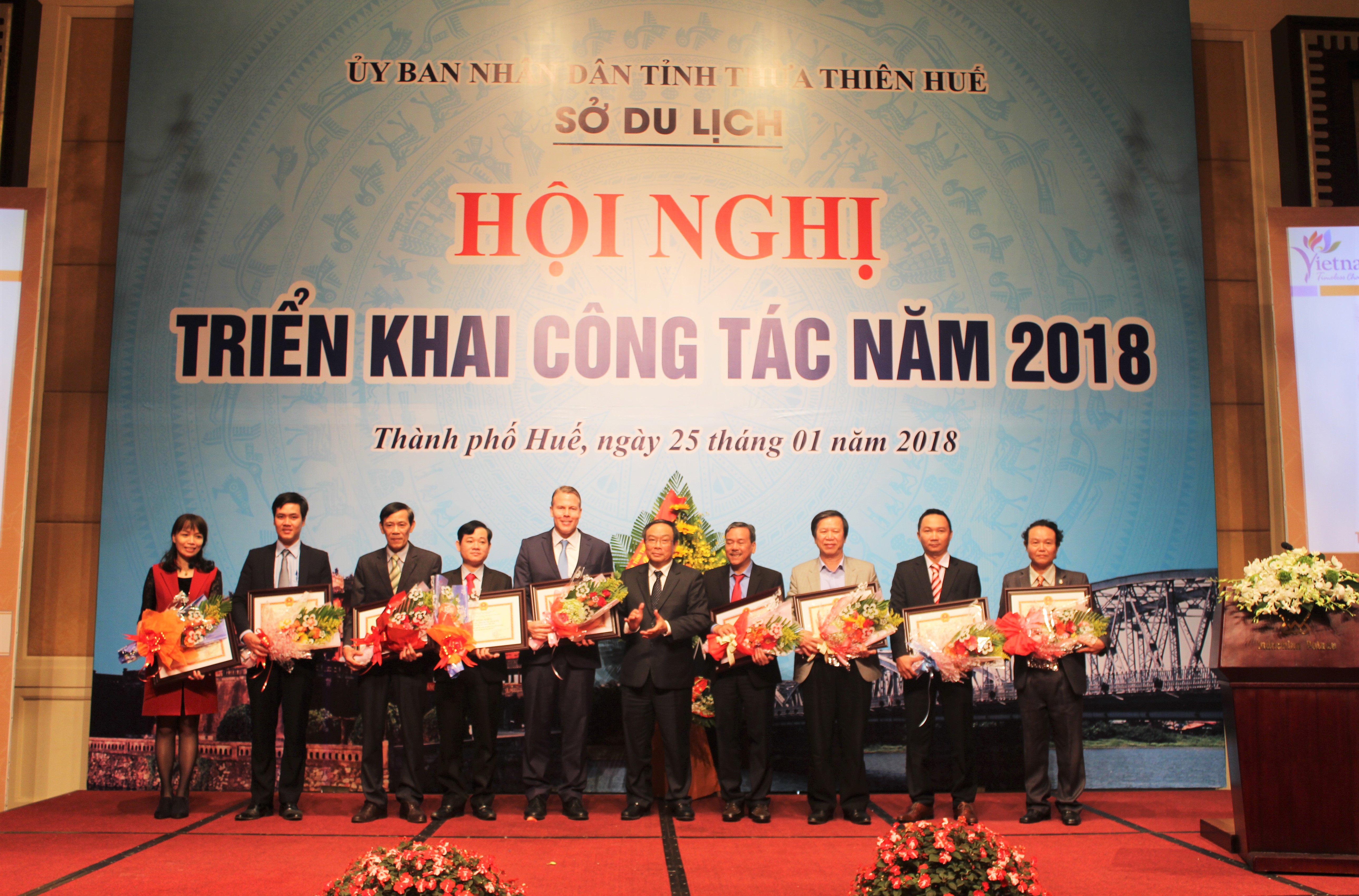 Thừa Thiên Huế: Khách du lịch đường biển tăng cao