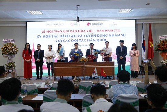 Lễ hội giao lưu văn hóa Việt – Hàn với nhiều cơ hội việc làm cho sinh viên