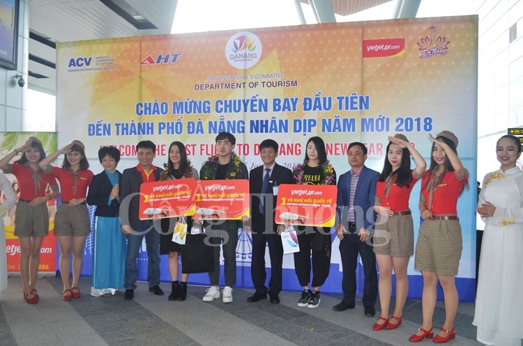 Hơn 2000 du khách quốc tế “xông đất” Đà Nẵng đầu năm 2018