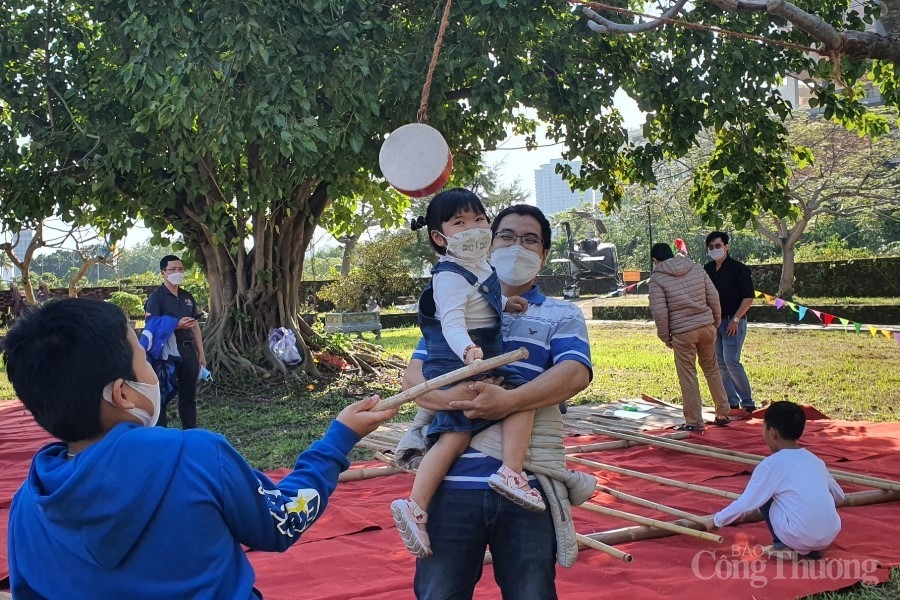 Đà Nẵng: Lưu giữ nét đẹp văn hóa Tết xưa trong “Phiên chợ ngày Tết”