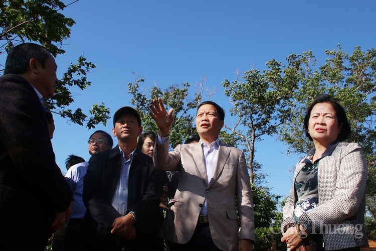bo truong bo cong thuong thi sat viec trien khai cac du an nang luong tai gia lai