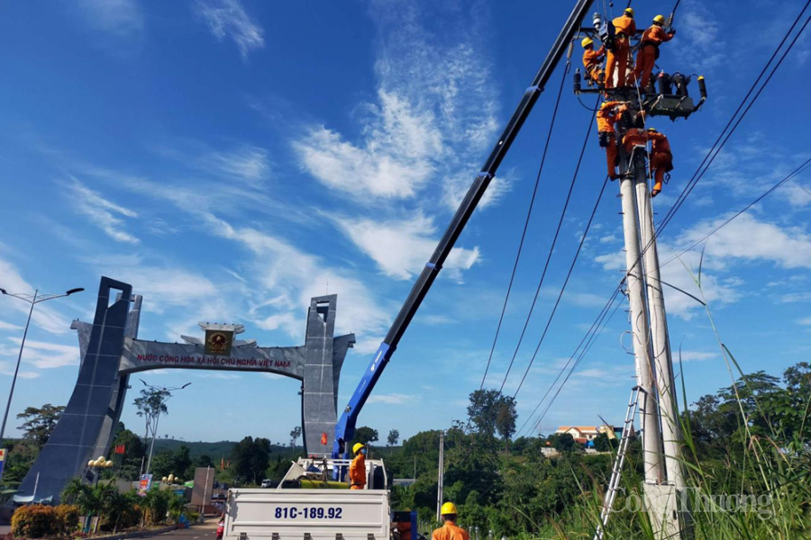 Gia Lai: Đảm bảo cấp điện an toàn, liên tục cho xã biên giới