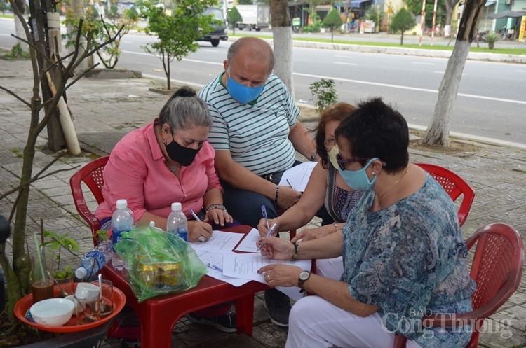 da nang lap 7 chot chan kiem tra than nhiet tai cac cua ngo vao thanh pho