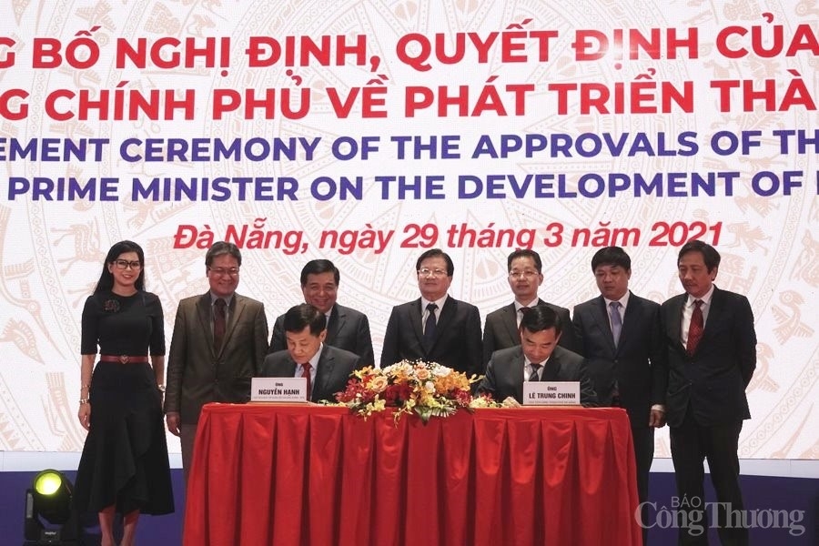 Phó Thủ tướng Trịnh Đình Dũng: Các Nghị định, Quyết định sẽ tạo bước đột phá, tạo động lực phát triển TP. Đà Nẵng